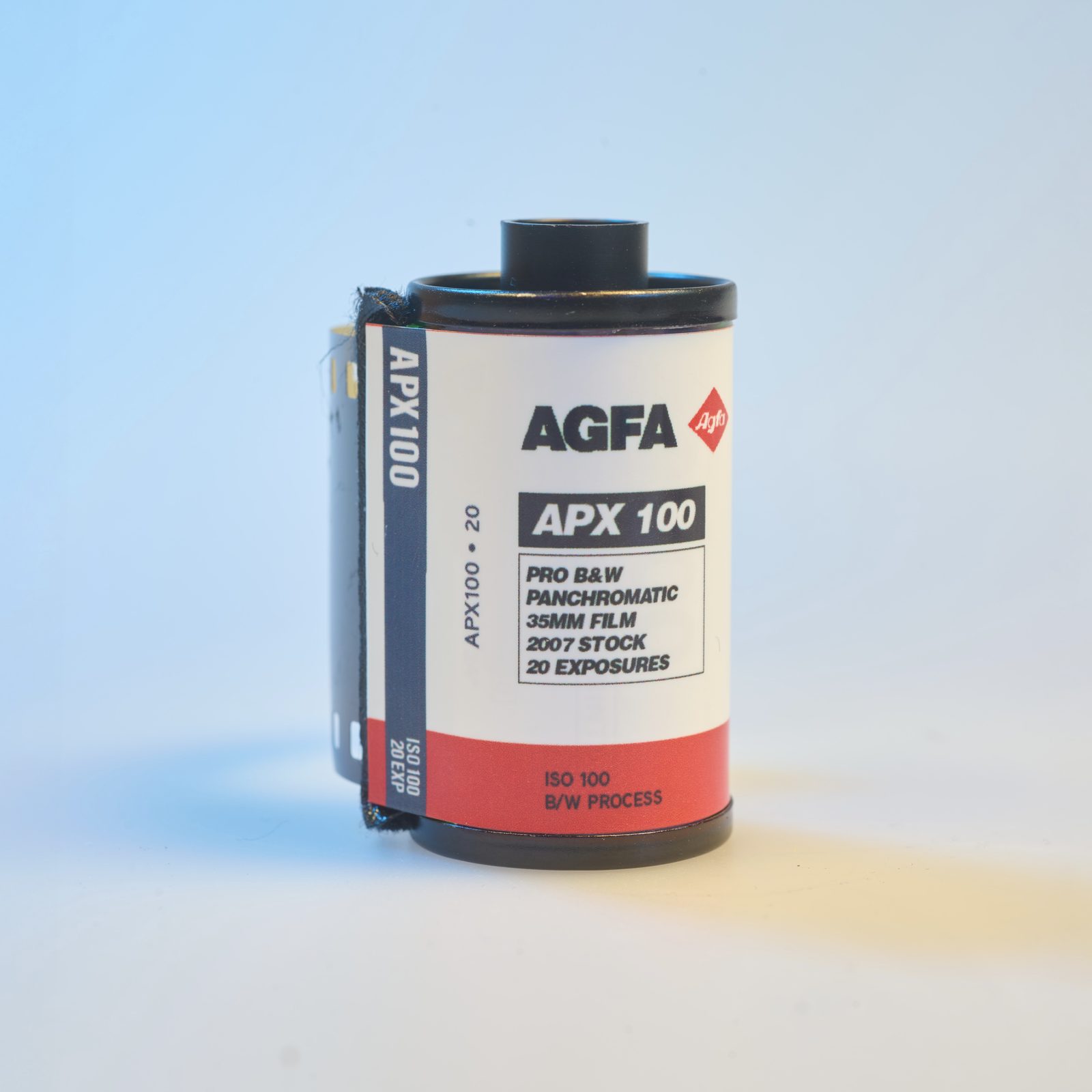 Agfapan APX 100 — 35mm B&W Film (Revival)
