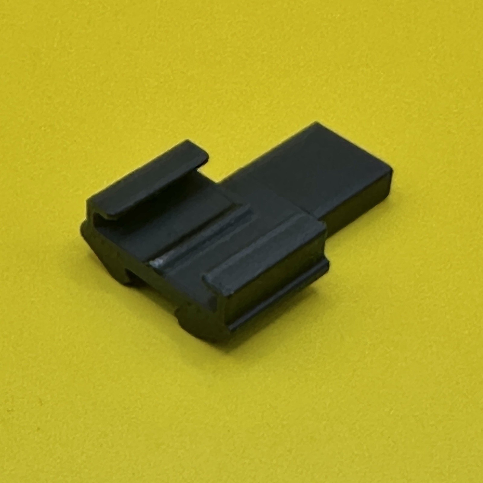 Cold Shoe Adapter for Hasselblad 500CM / 500C – Slide-On Accessory - Image 3