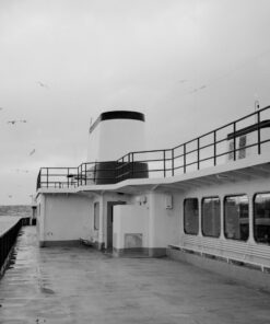 Alternative view of Kodak BW400CN - C-41 Black and White Film - 35mm 24 Exp - Discontinued & Rare