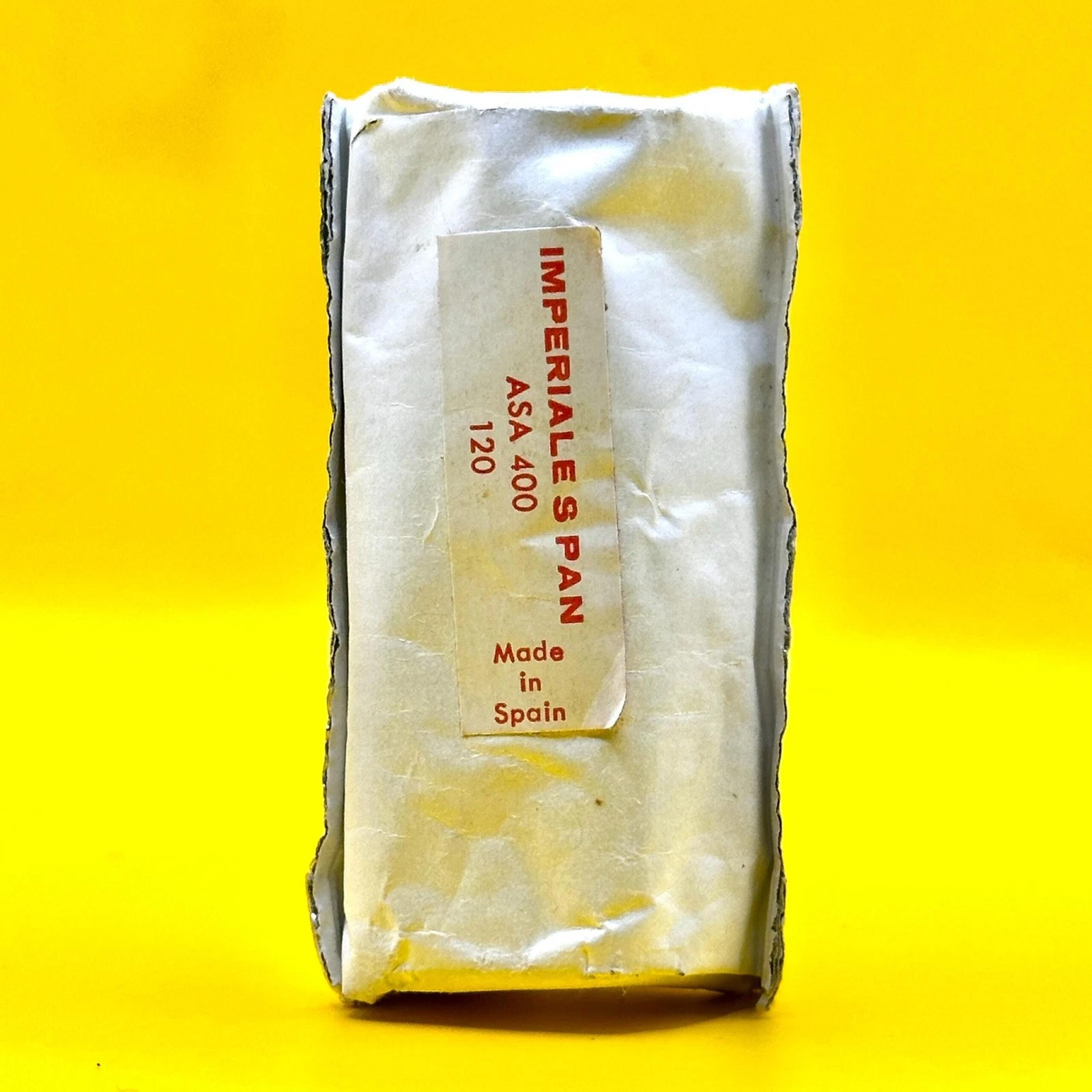 Alternative view of Imperiale-S Pan 400 Spanish Noir Medium Format 120 Film Photography Analog Black White