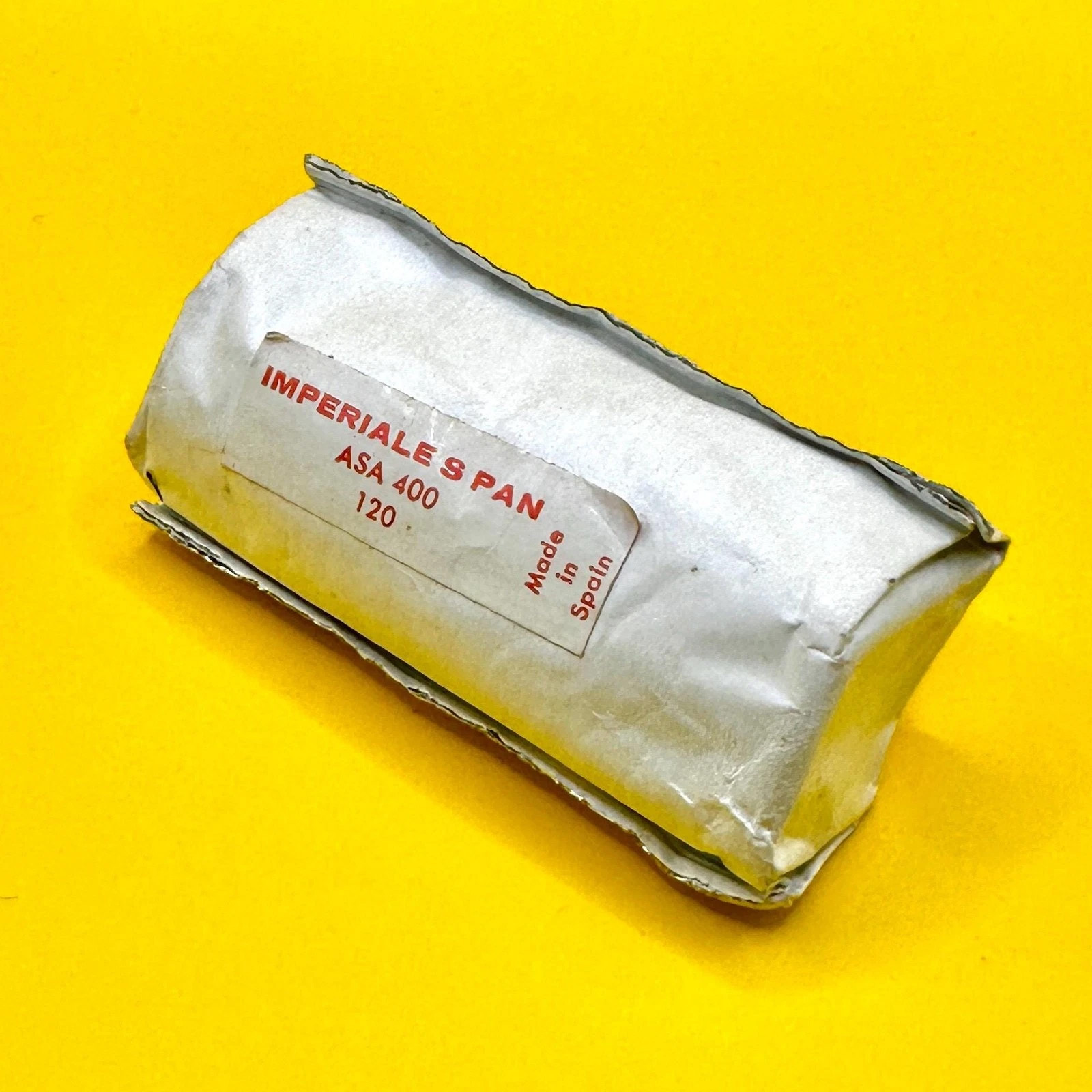 Imperiale-S Pan 400 Spanish Noir Medium Format 120 Film Photography Analog Black White